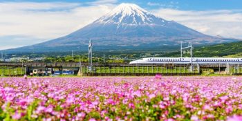 NTT Docomo’s bullet train mmWave 5G test speeds past 1Gbps